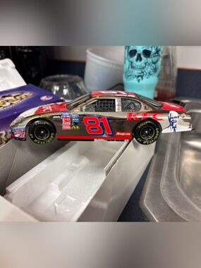 2004 Dale Earnhardt Jr. #81 KFC